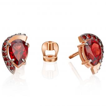 Серьги-пусеты из красного золота 585 пробы с гранатом, высота ок. 12 мм