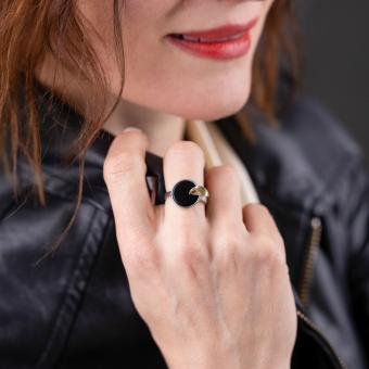 Elegant women's ring, silver 925, decorative element - gilded in yellow gold, with onyx
