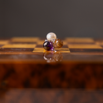 Stylish women's ring, silver 925, with pearl and zirconia