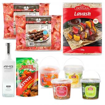 Schaschlik-Komplettset – marinierter Schweinenacken, Lavash, Beilagen & Wodka