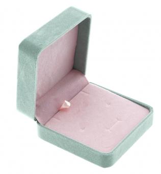 Футляр для комплекта ювелирных изделий