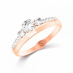 Прекрасное женское кольцо из красного золота 585 пробы со вставками из 11 фианитов.