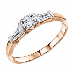 Женское кольцо, русское красное золото 585 пробы, с бриллиантами ≈ 0,7 ct. GSI (основной камень ≈ 0,3 ct., два боковых камня суммарно ≈ 0,4 ct.), диаметр основного камня ≈ 4 мм, ширина шинки ≈ 2-2,3 мм