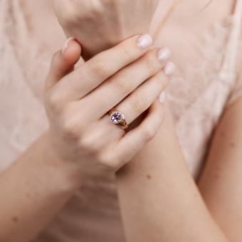 Beautiful women's ring, russian red gold 585, with amethyst and zirconia