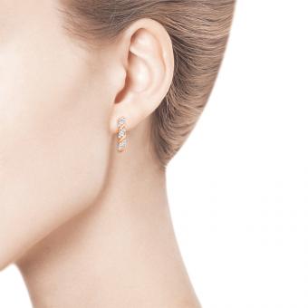 Нежные серьги из красного золота 585 пробы, с фианитами, высота ≈ 15 мм.