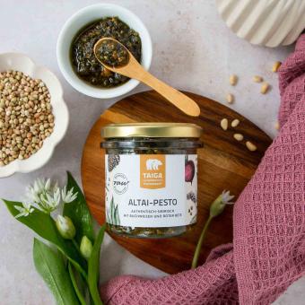 Organic Altai pesto with buckwheat and beet, 165 ml