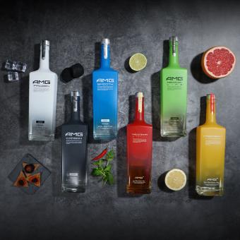 Vodka AMG Exklusiv SET - 6 Flaschen, Vol. 35-40%, das Volumen 0,7L Amg 02 AMG Vodka AMG Exklusiv SET Premium Vodka mit verschiedenen Geschmacksrichtungen Vol. 35-40%, 6 x 0,7L