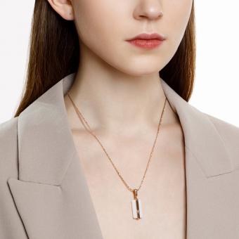 Beautiful pendant in white ceramic, red gold 585, with brilliant-cut diamond  0.014 ct. WSI, height approx. 27 mm