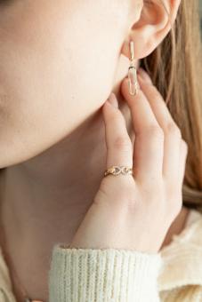 Damenring aus Rotgold 585, mit Zirkonia, Breite ca. 3-6 mm