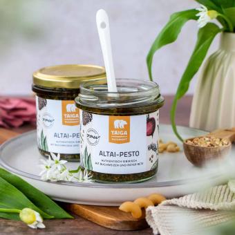 Organic Altai pesto with buckwheat and beet, 165 ml