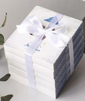 Siberian Cedar Pralinen-Set: 5 x Pralinen "Kedrovaya Metelitsa", 750g