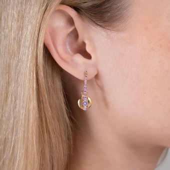 Charmante Ohrhänger aus russischem Rotgold 585 mit insgesamt 8 Amethyst-Steinen pro Ohrring, Durchmesser des Anhängers ca. 10 mm, Höhe ca. 32 mm