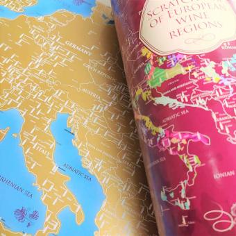 Scratch map "Wine regions in Europe" in tube (42x30cm, English)