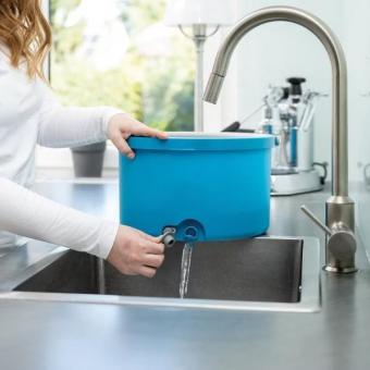 SmartMop Pro – Wassersparendes Trenn-System mit Reinigungsbürste & Drehfunktion