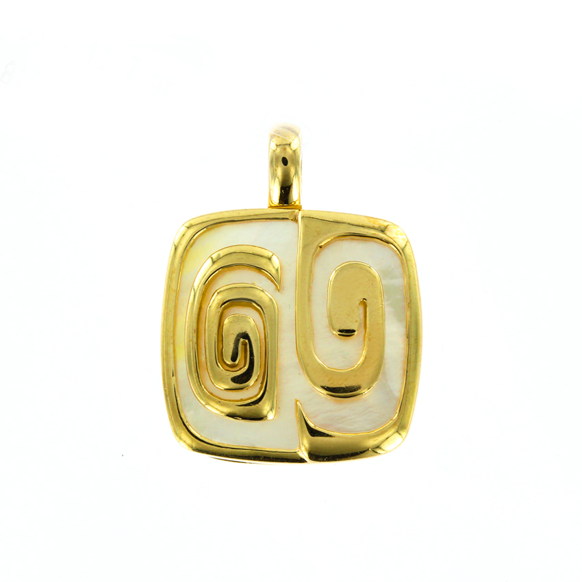 Charming pendant, yellow gold 585, mother-of-pearl, height 30 mm, weight approx. 11,76 g